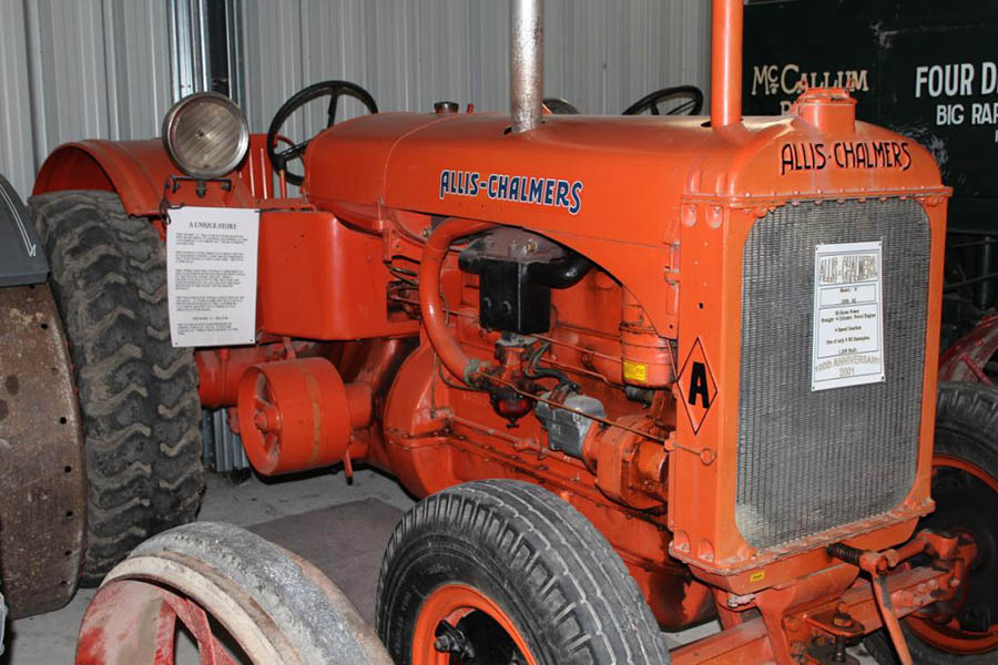 1942  Allis Chalmers Model A