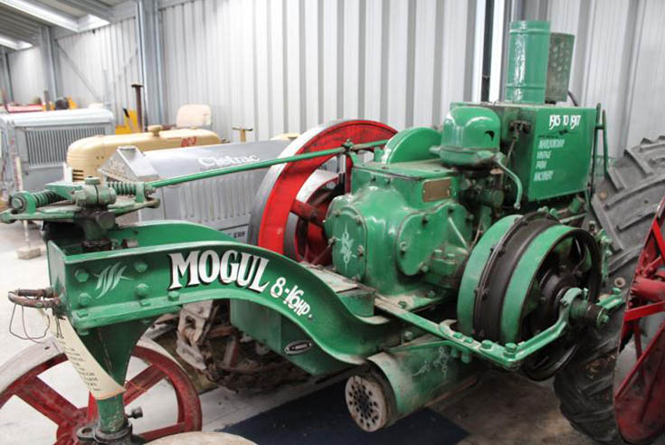 1915 – 1919 Mogul Model 8-16